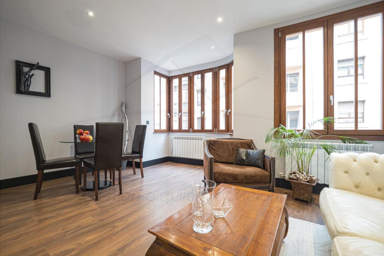 Chambre Noir Apartamento Oviedo Zewnętrze zdjęcie