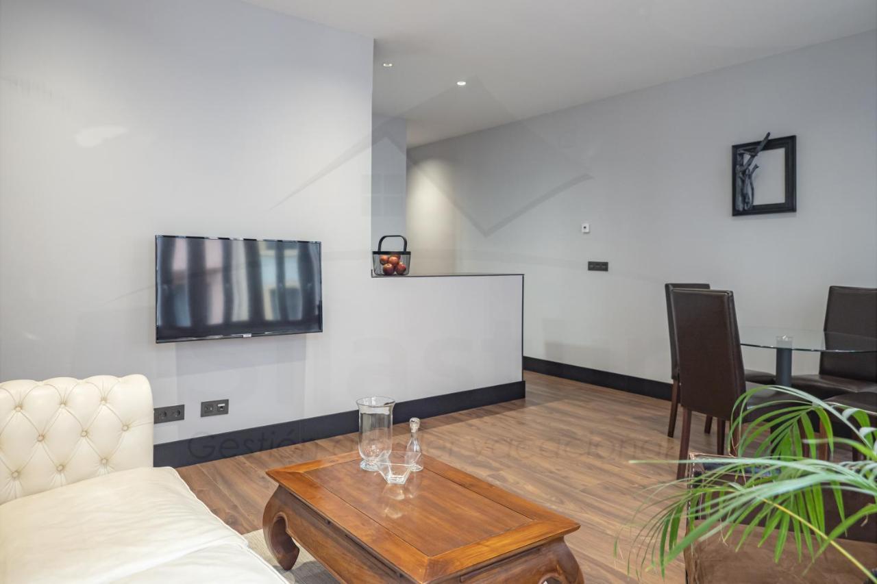 Chambre Noir Apartamento Oviedo Zewnętrze zdjęcie