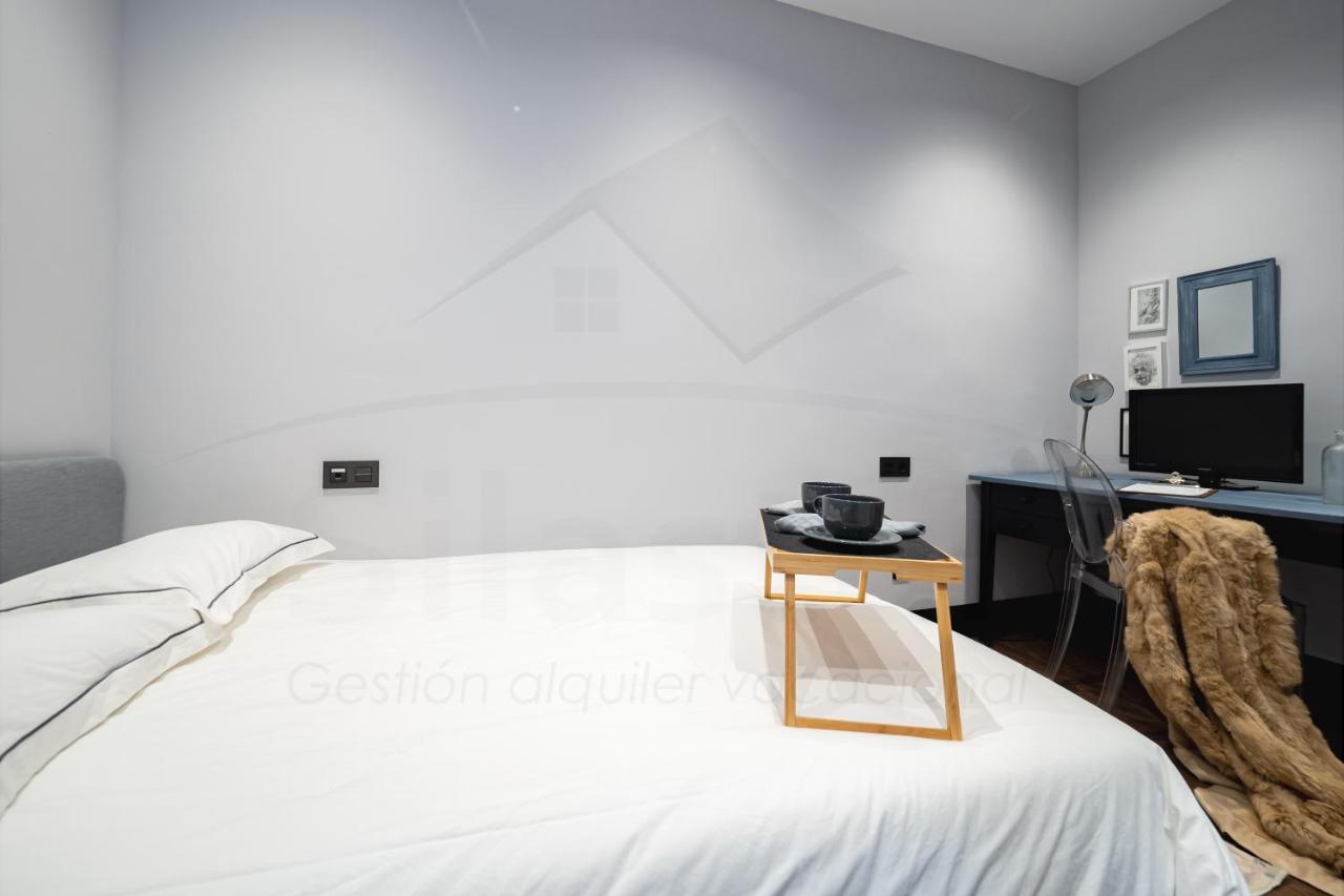 Chambre Noir Apartamento Oviedo Zewnętrze zdjęcie