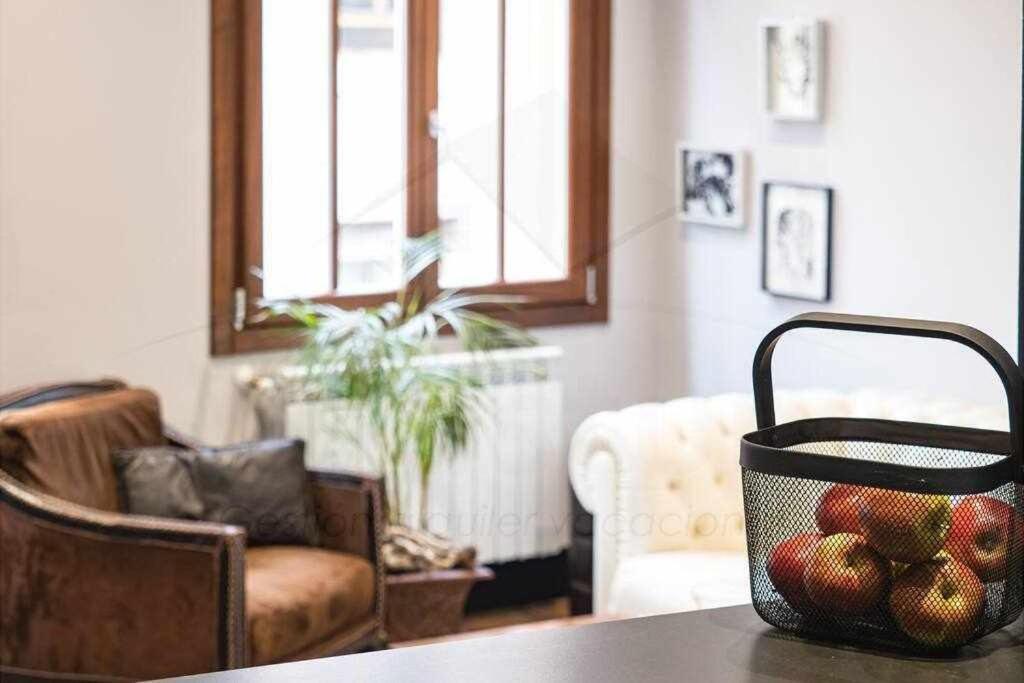 Chambre Noir Apartamento Oviedo Zewnętrze zdjęcie